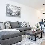 Swanky Atlanta Apartment